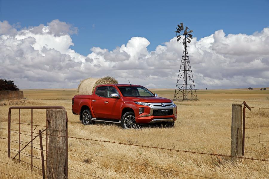  Mitsubishi Triton Double Cab 2018 года  (TH) (фото 27 из 28)